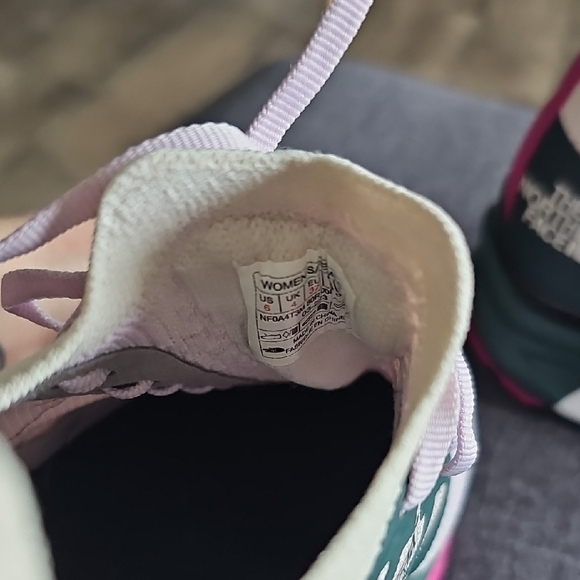 NWOT The North Face Matryx Vectiv Women's Lilac Dark Green Sneakers Size 6 Shoes - Picture 12 of 12